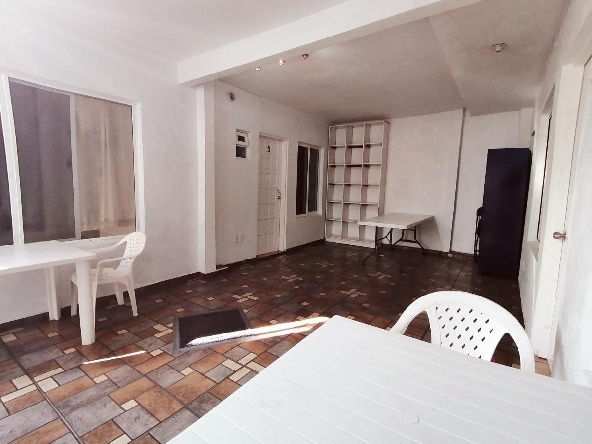 Hostal Maple Querétaro Exterior foto