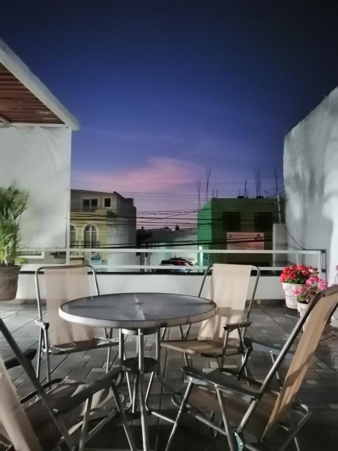 Hostal Maple Querétaro Exterior foto