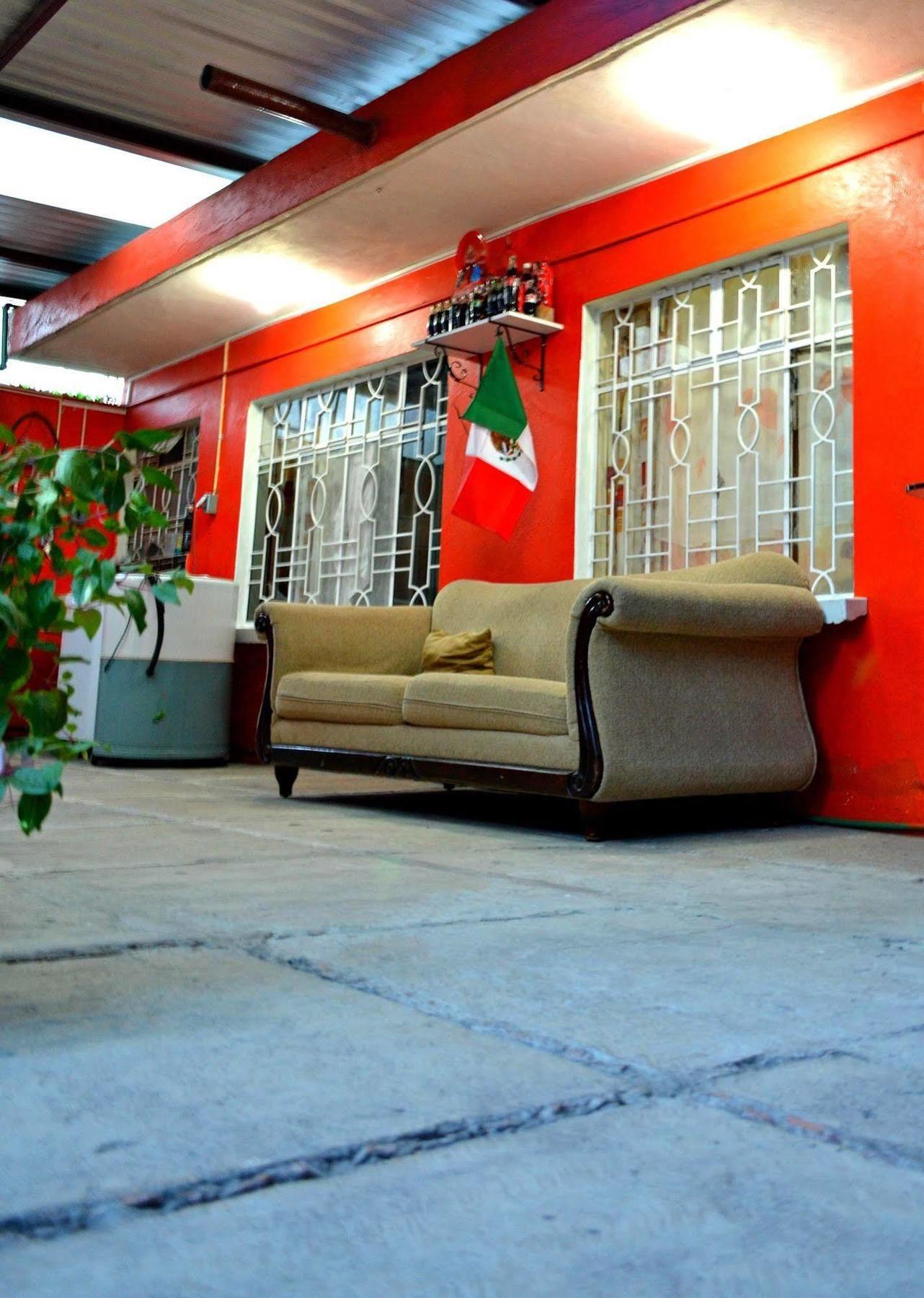 Hostal Maple Querétaro Exterior foto