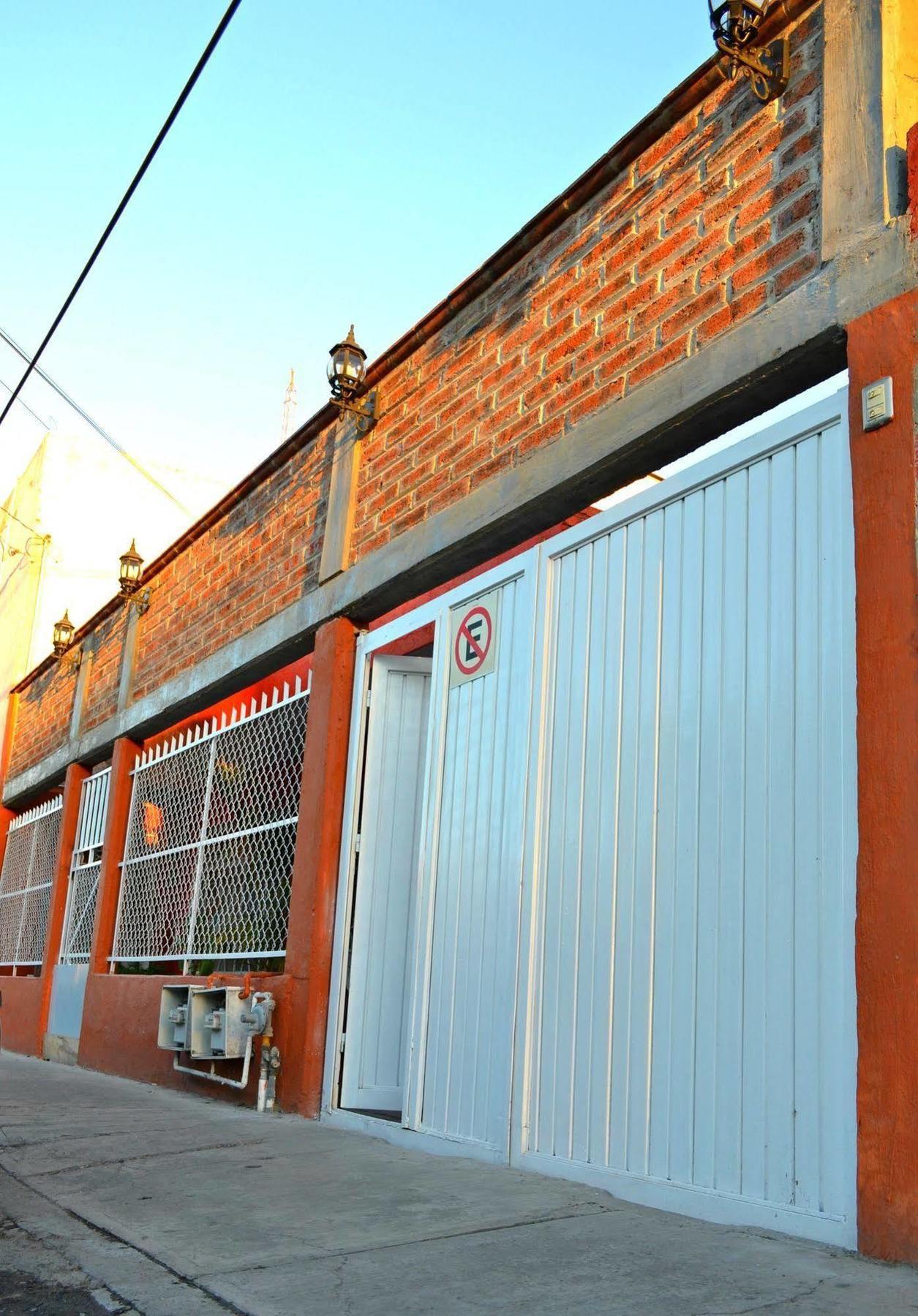 Hostal Maple Querétaro Exterior foto