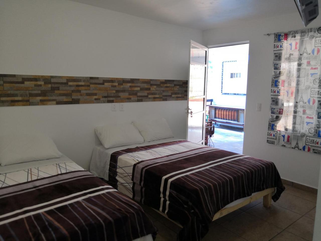 Hostal Maple Querétaro Exterior foto