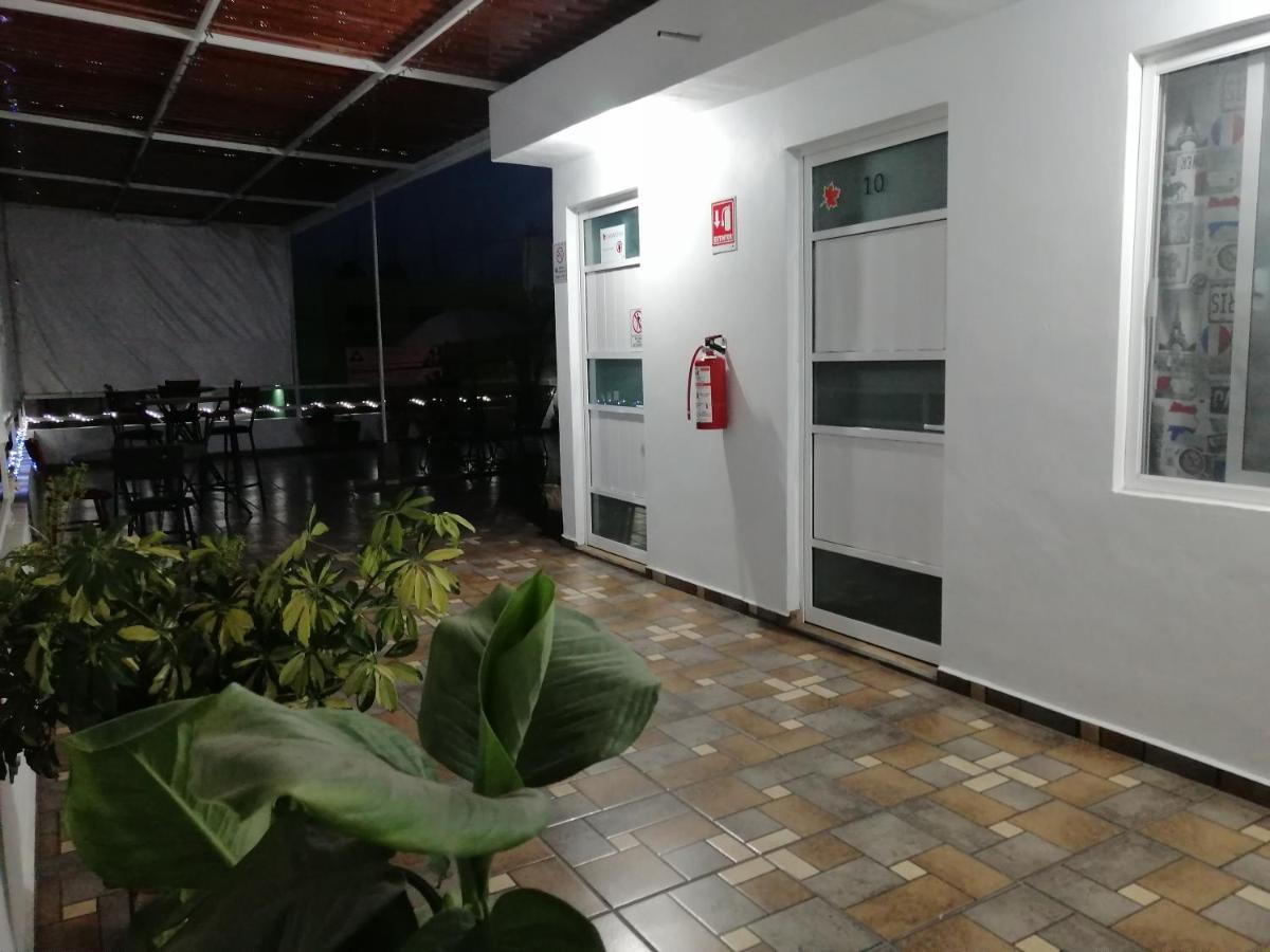 Hostal Maple Querétaro Exterior foto